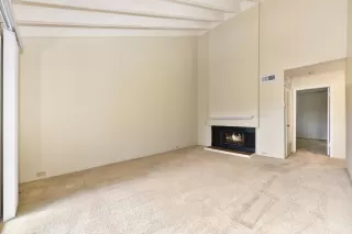 Photo #4: 224004292 Listing