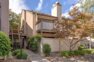 Photo #3: 224004317 Listing