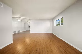 Photo #3: 224004554 Listing