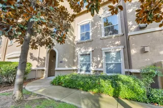 Photo #3: 224004605 Listing 