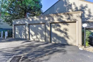 Photo #1: 224005197 Listing 