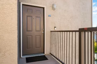 Photo #2: 224005593 Listing 