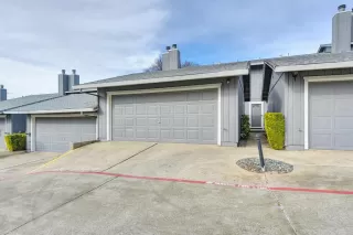 Photo #1: 224005863 Listing