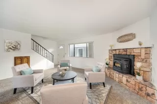 Photo #6: 224005863 Listing