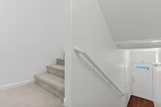 Photo #6: 224006039 Listing