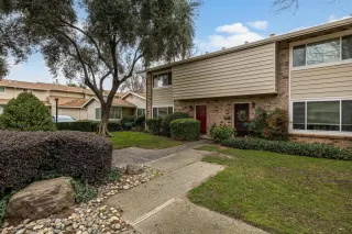 Photo #2: 224006535 Listing