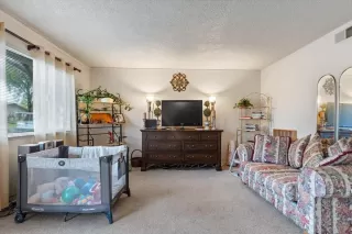Photo #4: 224007118 Listing