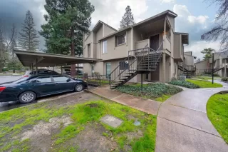 Photo #1: 224007339 Listing