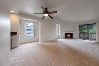 Photo #2: 224007339 Listing