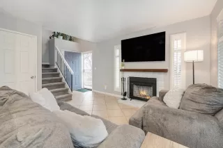 Photo #5: 224007438 Listing