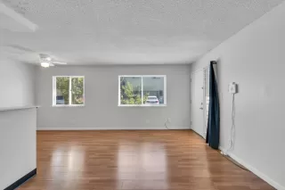 Photo #6: 224008012 Listing