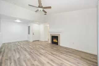 Photo #6: 224008831 Listing