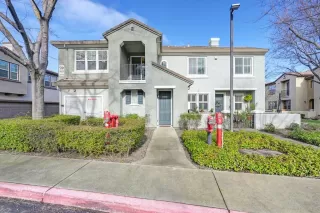 Photo #1: 224009440 Listing 