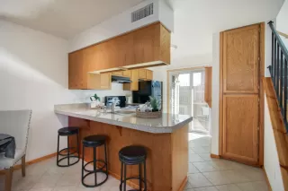 Photo #5: 224010179 Listing 