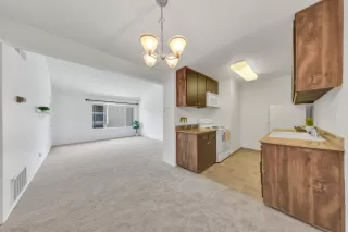 Photo #6: 224010346 Listing 