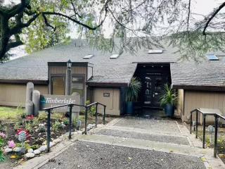 Photo #6: 224010361 Listing