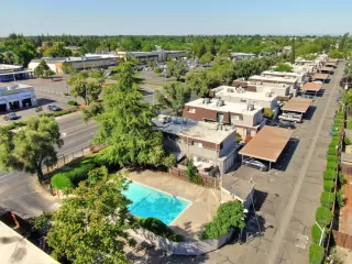 Photo #2: 224010708 Listing