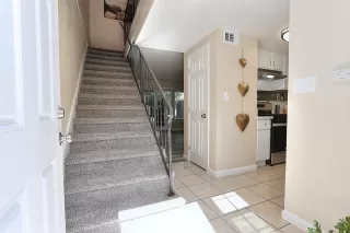 Photo #5: 224010708 Listing