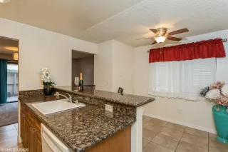 Photo #4: 224011196 Listing 