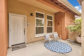 Photo #4: 224011257 Listing