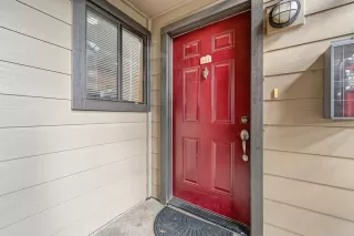 Photo #4: 224011429 Listing 