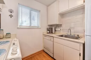 Photo #5: 224011584 Listing 