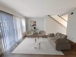 Photo #1: 224011612 Listing