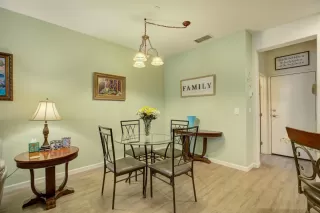 Photo #6: 224011950 Listing