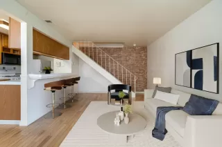 Photo #3: 224012169 Listing