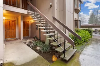 Photo #1: 224012191 Listing