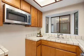 Photo #4: 224012191 Listing