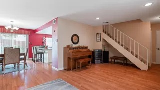 Photo #4: 224012729 Listing