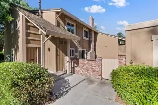 Photo #1: 224012770 Listing