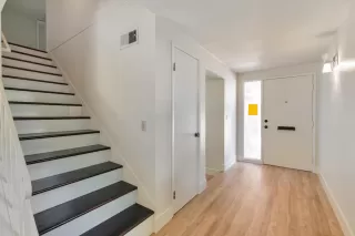 Photo #2: 224012770 Listing