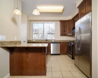 Photo #4: 224013227 Listing 