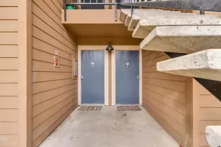 Photo #4: 224013246 Listing