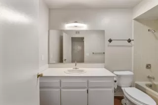 Photo #6: 224013339 Listing 