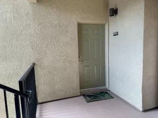 Photo #2: 224013856 Listing