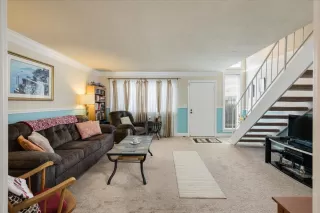 Photo #1: 224014118 Listing 