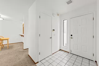 Photo #5: 224014579 Listing 