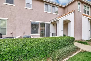 Photo #2: 224014710 Listing