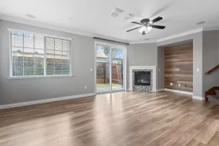 Photo #3: 224014977 Listing 