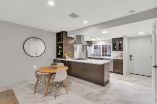 Photo #3: 224015151 Listing