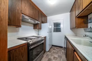 Photo #2: 224015197 Listing 