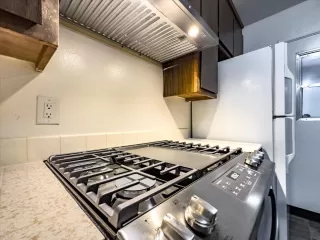 Photo #5: 224015197 Listing 