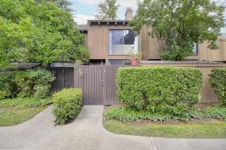 Photo #1: 224015365 Listing