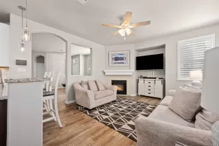 Photo #5: 224015655 Listing 