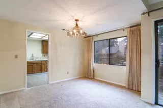 Photo #5: 224015942 Listing 