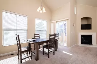 Photo #6: 224015949 Listing