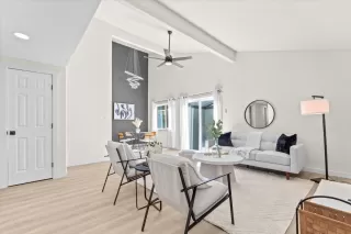 Photo #2: 224017637 Listing 